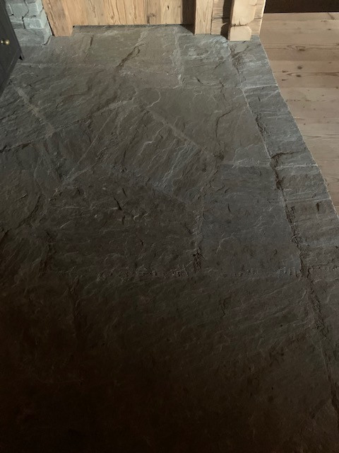Natursteinarbeiten Boden und Wände - Kanton Graubünden