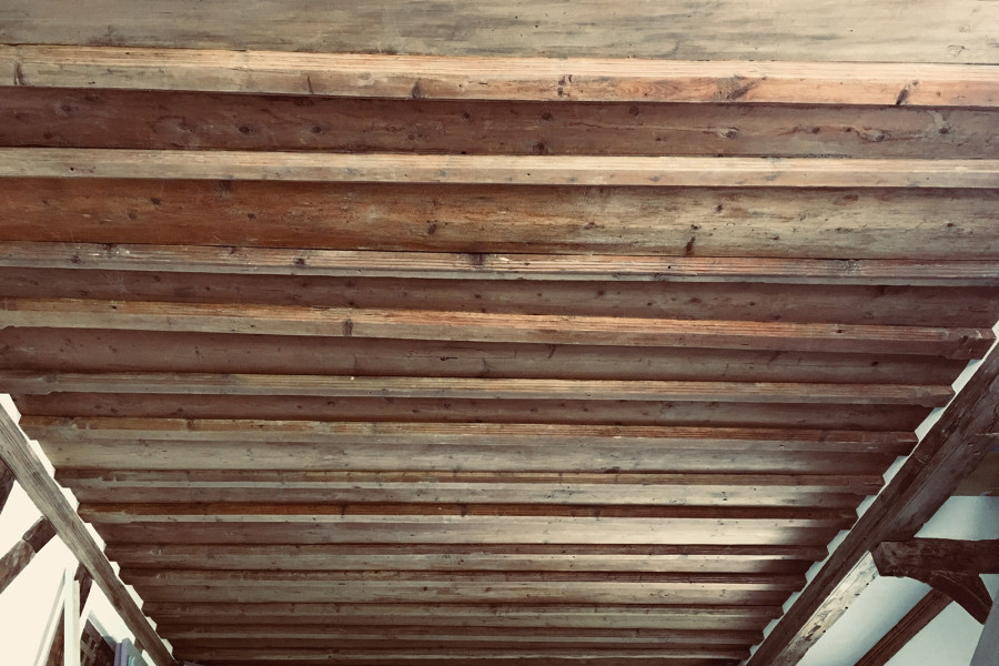 Gotische Holzdecke