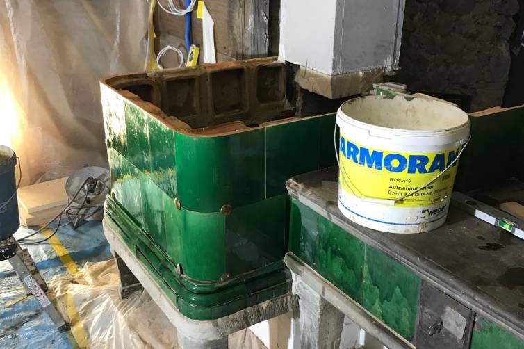 Aufbau Kachelofen - Mit Sitzbank