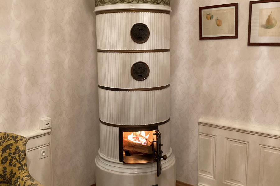 Antike Kachelöfen - Kanton Basel