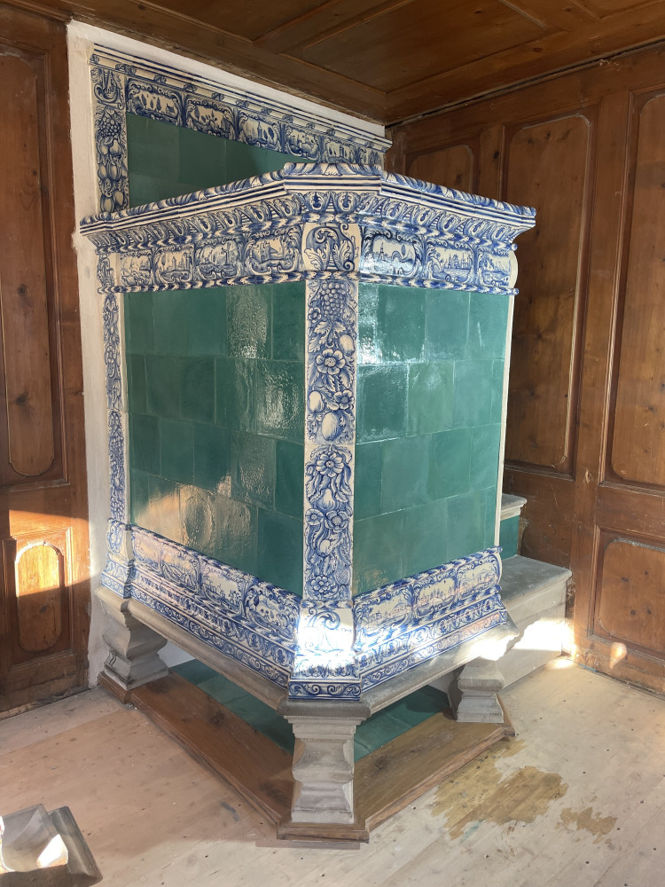 Antiker Kachelofen - Kanton Zug