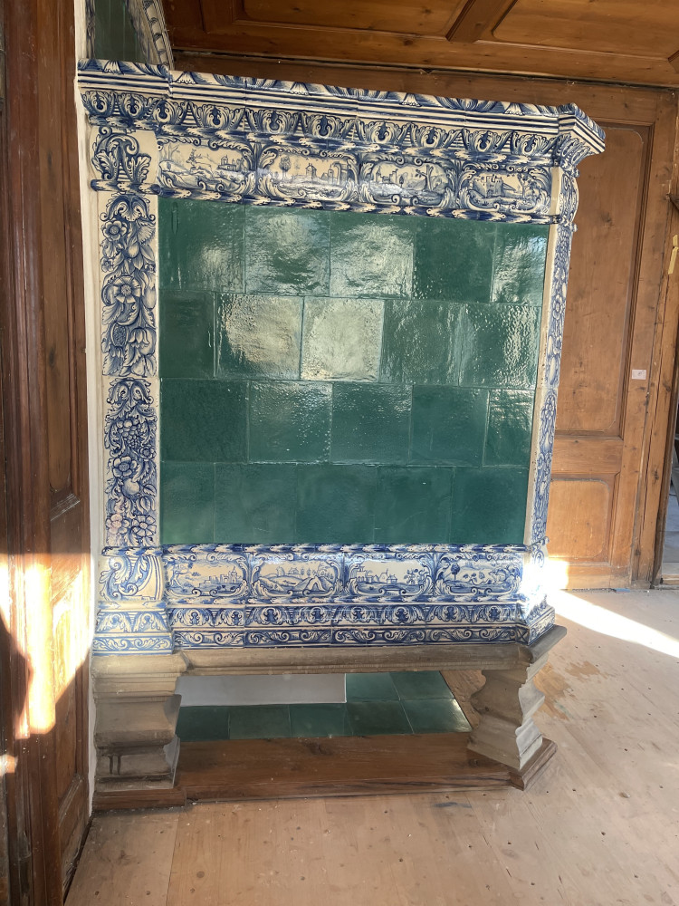 Antiker Kachelofen - Kanton Zug