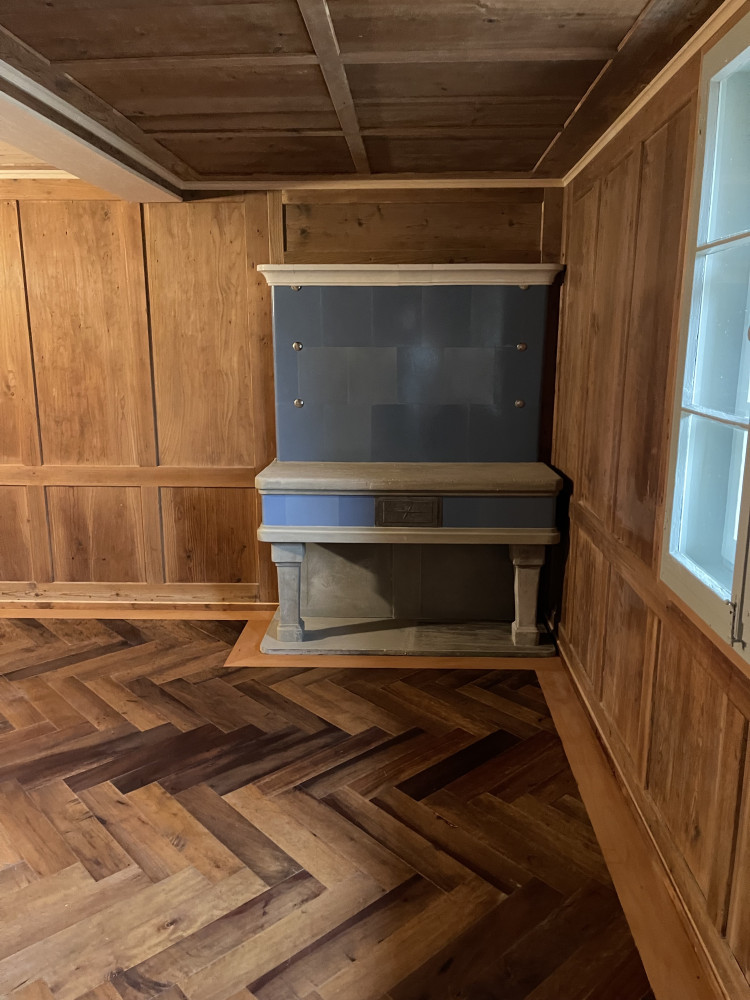 Antiker Kachelofen - Kanton Zug