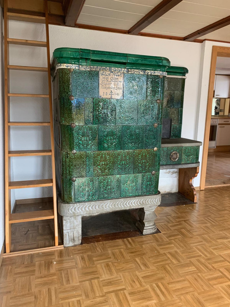 Antiker Kachelofen - Kanton Zug
