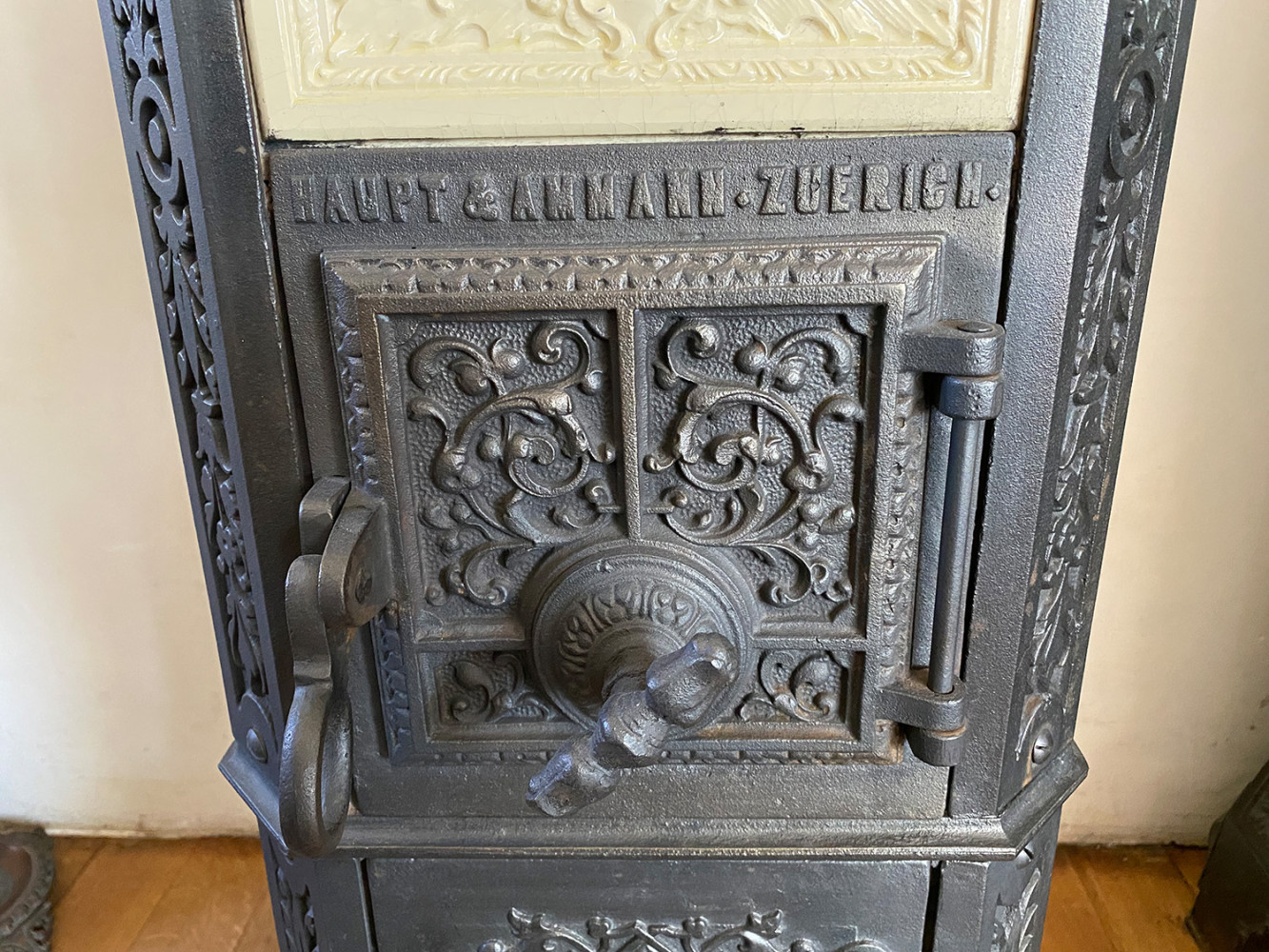 Gestellkachelofen - Haupt & Ammann Zürich