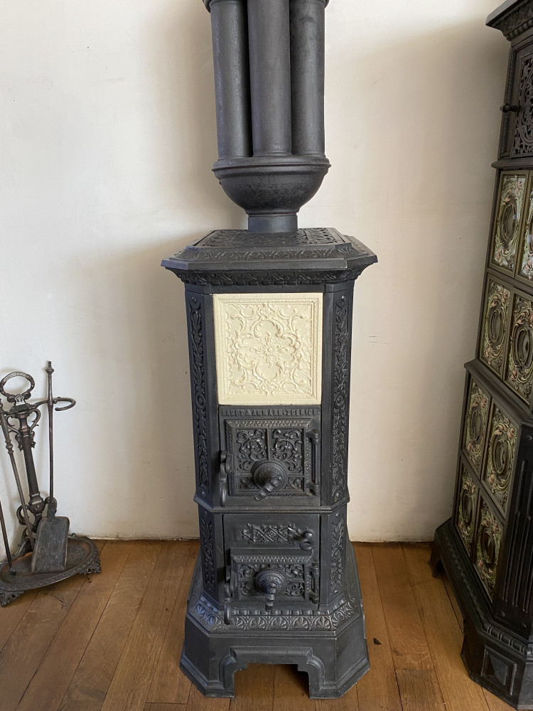  - Stehofen / Gestellkachelofen / Zimmerofen